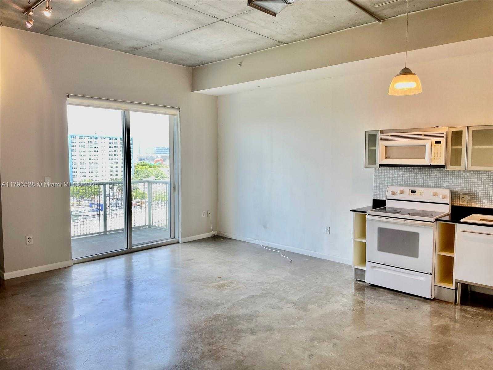 Small Image of 10 SOUTH WEST SOUTH RIVER DR #808, Miami Number 5