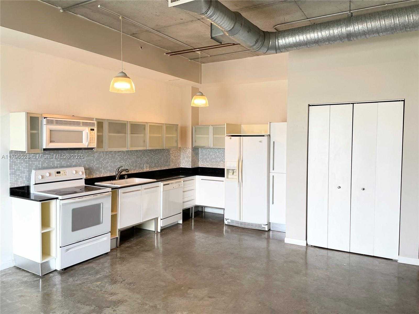 Small Image of 10 SOUTH WEST SOUTH RIVER DR #808, Miami Number 7