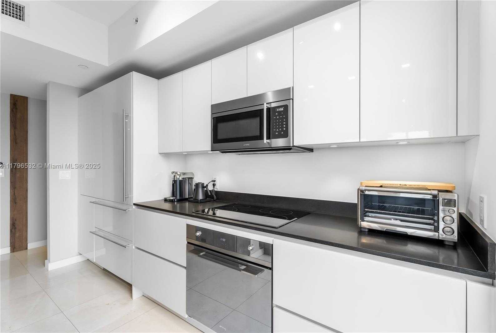 Small Image of 1010 BRICKELL AVE #3501, Miami Number 10