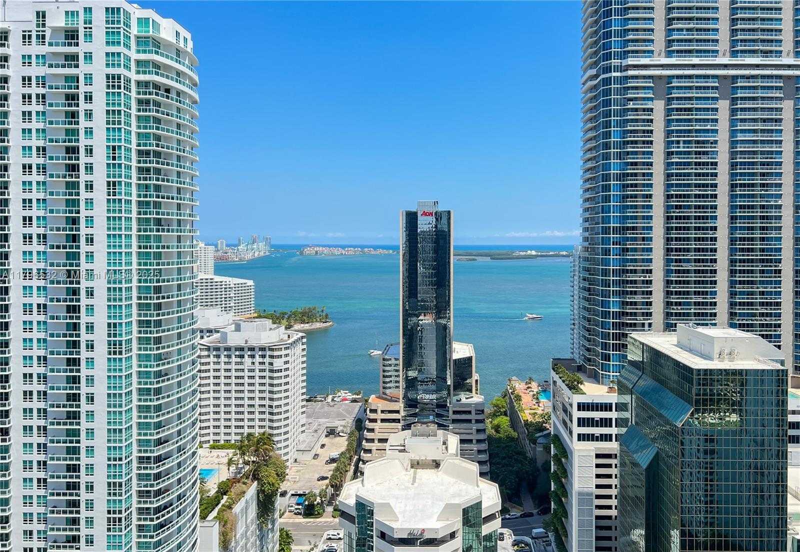 Small Image of 1010 BRICKELL AVE #3501, Miami Number 21