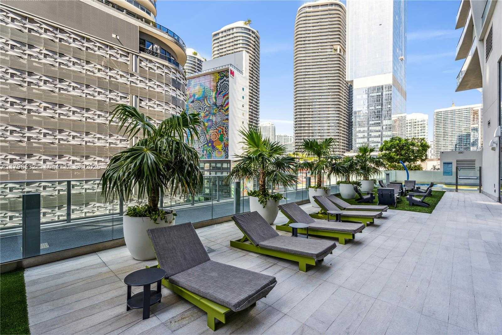 Small Image of 1010 BRICKELL AVE #3501, Miami Number 39