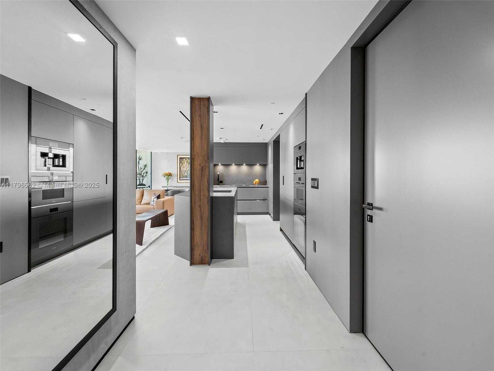 Small Image of 3101 SOUTH OCEAN DR #2905, Hollywood Number 11