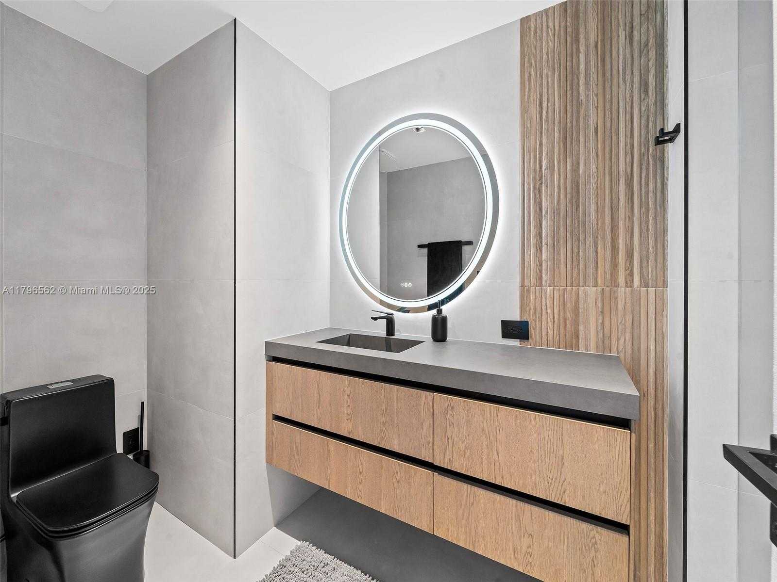 Small Image of 3101 SOUTH OCEAN DR #2905, Hollywood Number 26