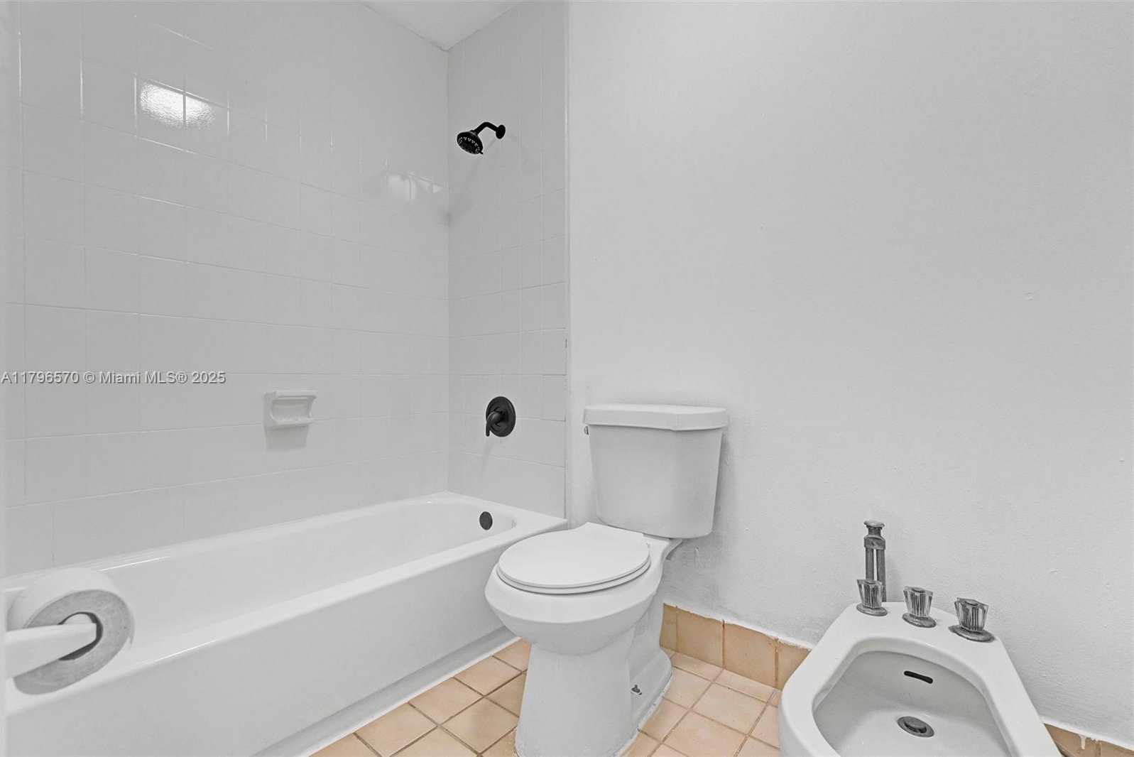Small Image of 6215 WEST 24TH AVE #203-7, Hialeah Number 14