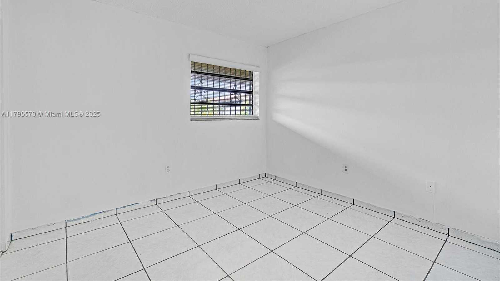Small Image of 6215 WEST 24TH AVE #203-7, Hialeah Number 16