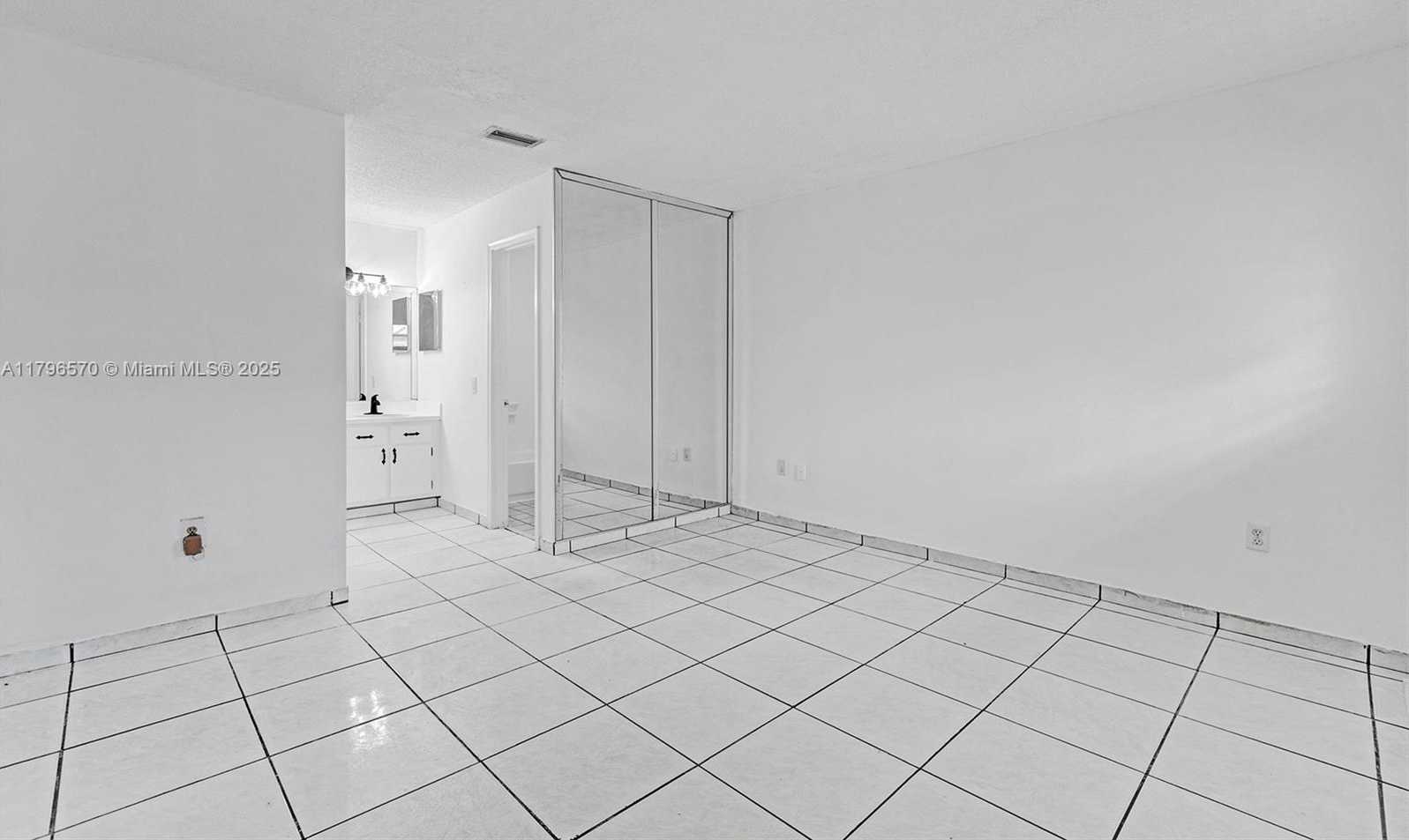 Small Image of 6215 WEST 24TH AVE #203-7, Hialeah Number 18