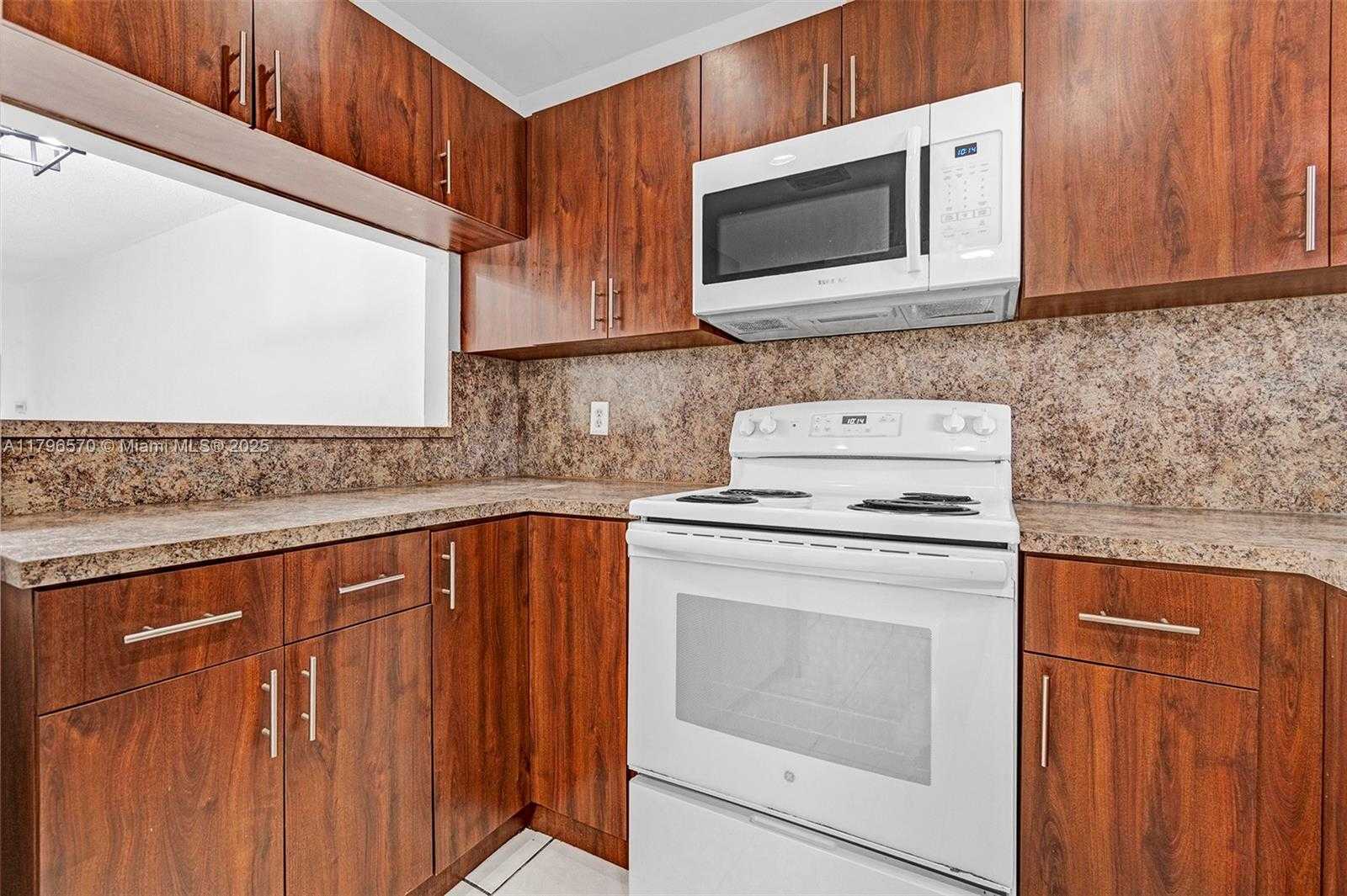 Small Image of 6215 WEST 24TH AVE #203-7, Hialeah Number 23