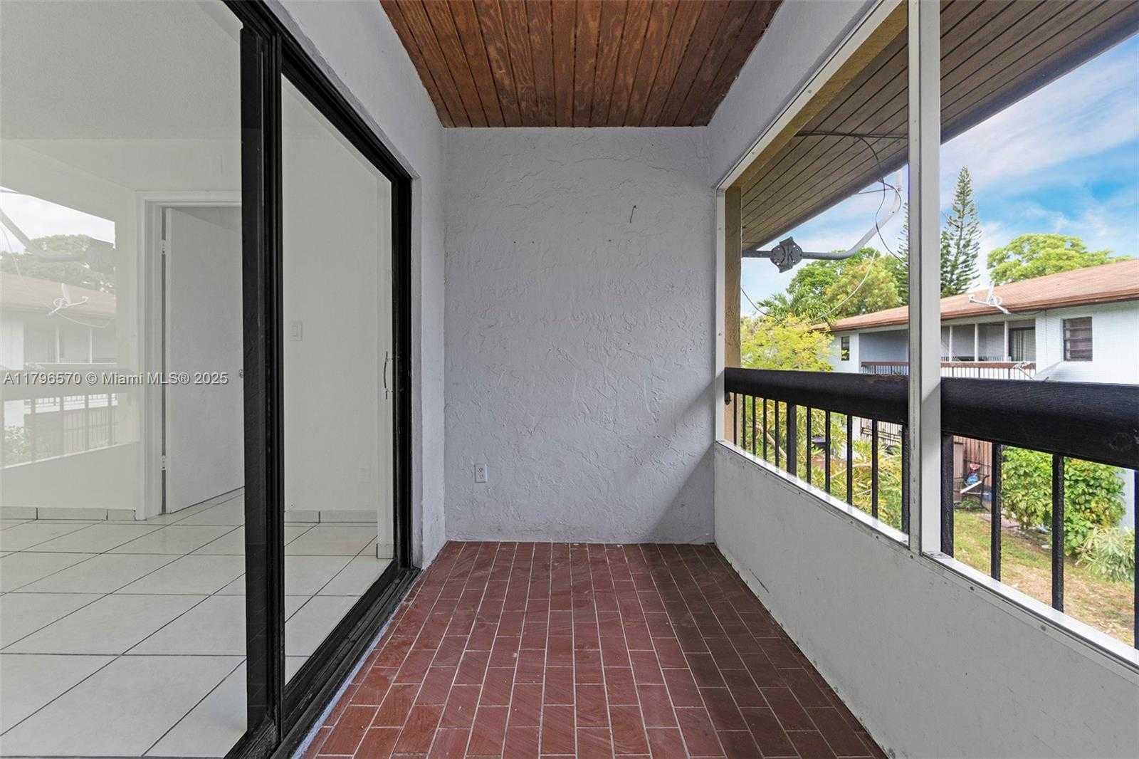 Small Image of 6215 WEST 24TH AVE #203-7, Hialeah Number 34