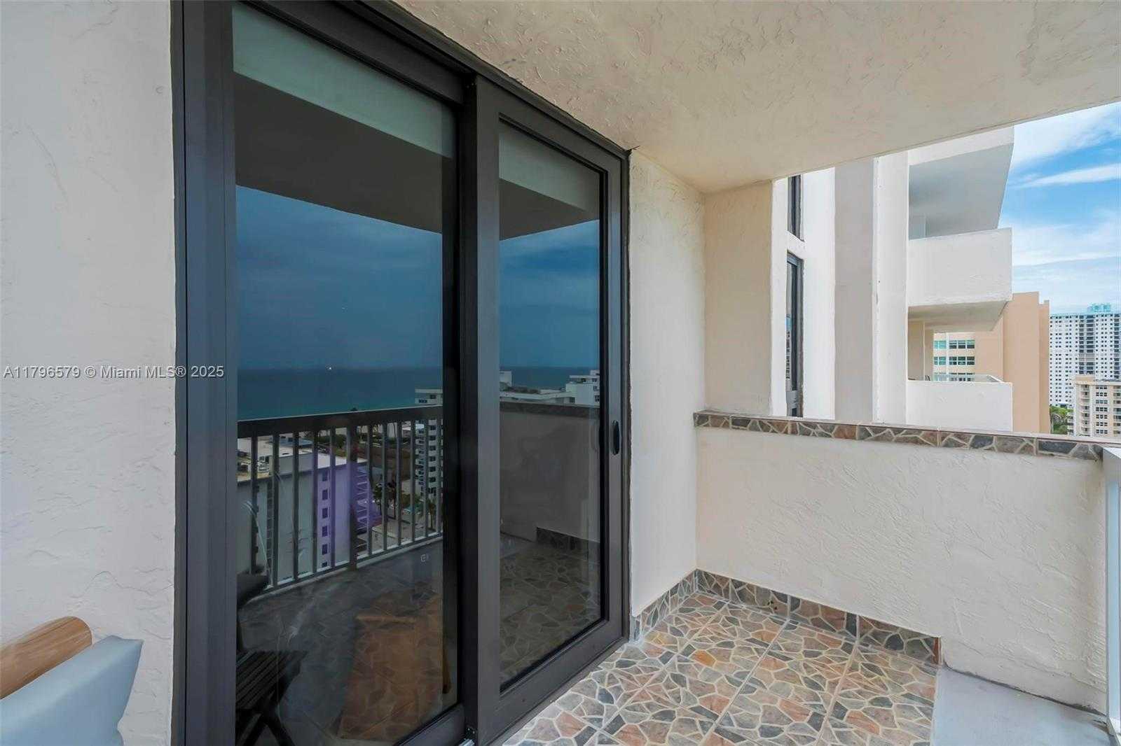 Small Image of 1500 SOUTH OCEAN DR #14H, Hollywood Number 23