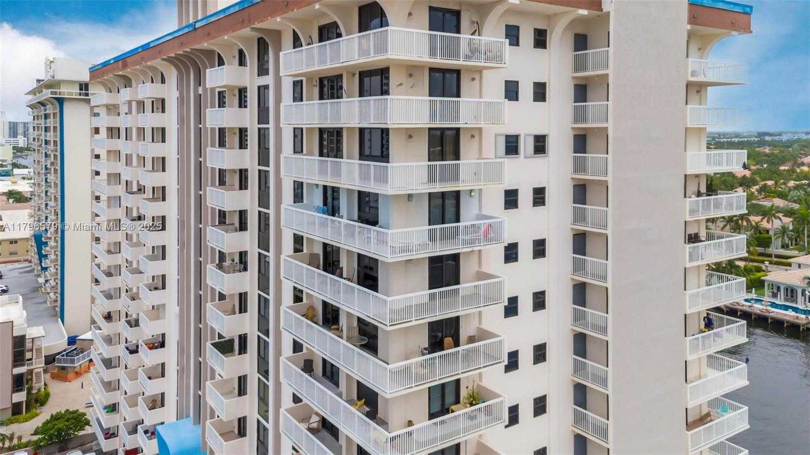 Small Image of 1500 SOUTH OCEAN DR #14H, Hollywood Number 38