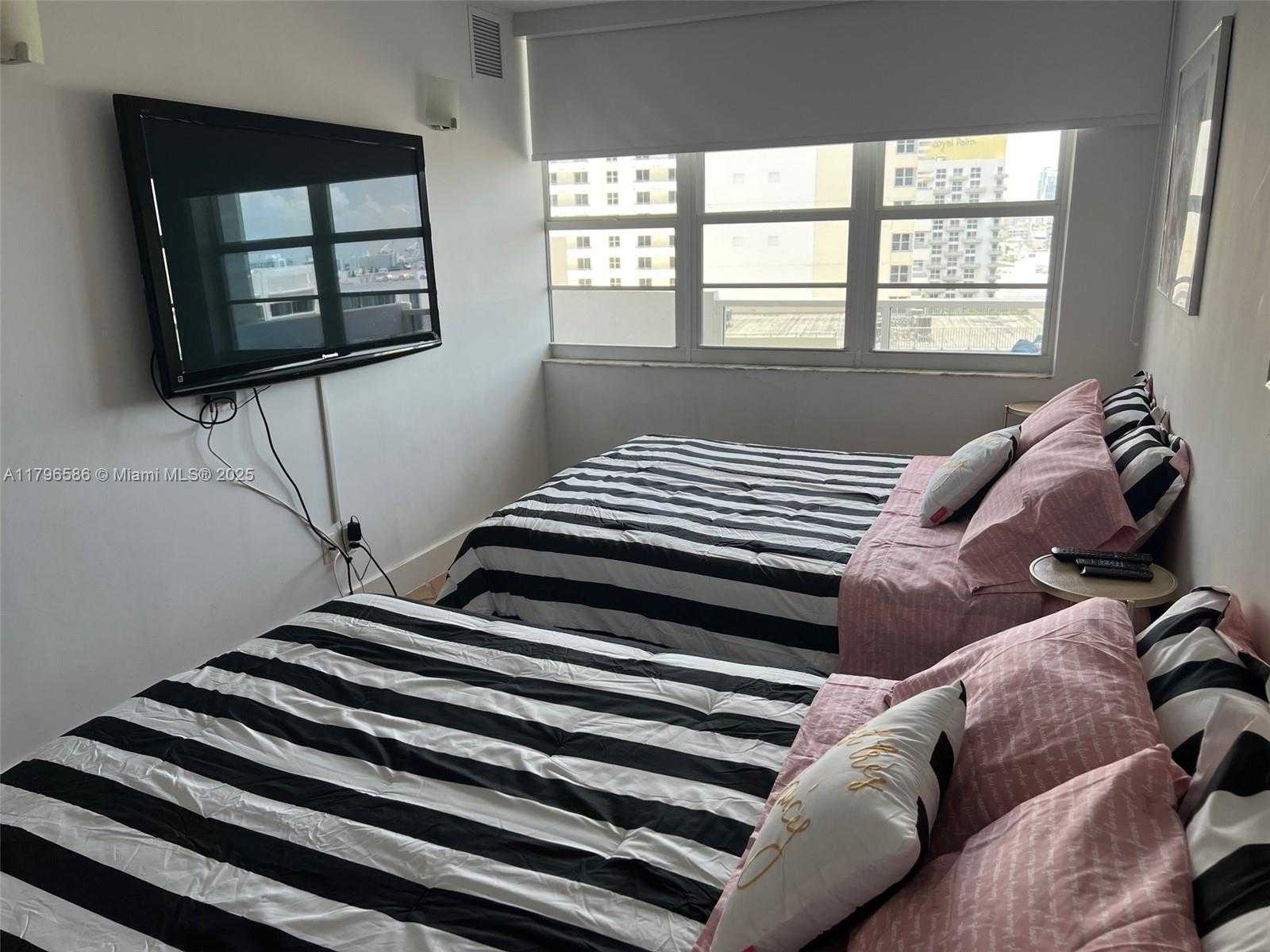 Small Image of 100 LINCOLN RD #1209, Miami Beach Number 11