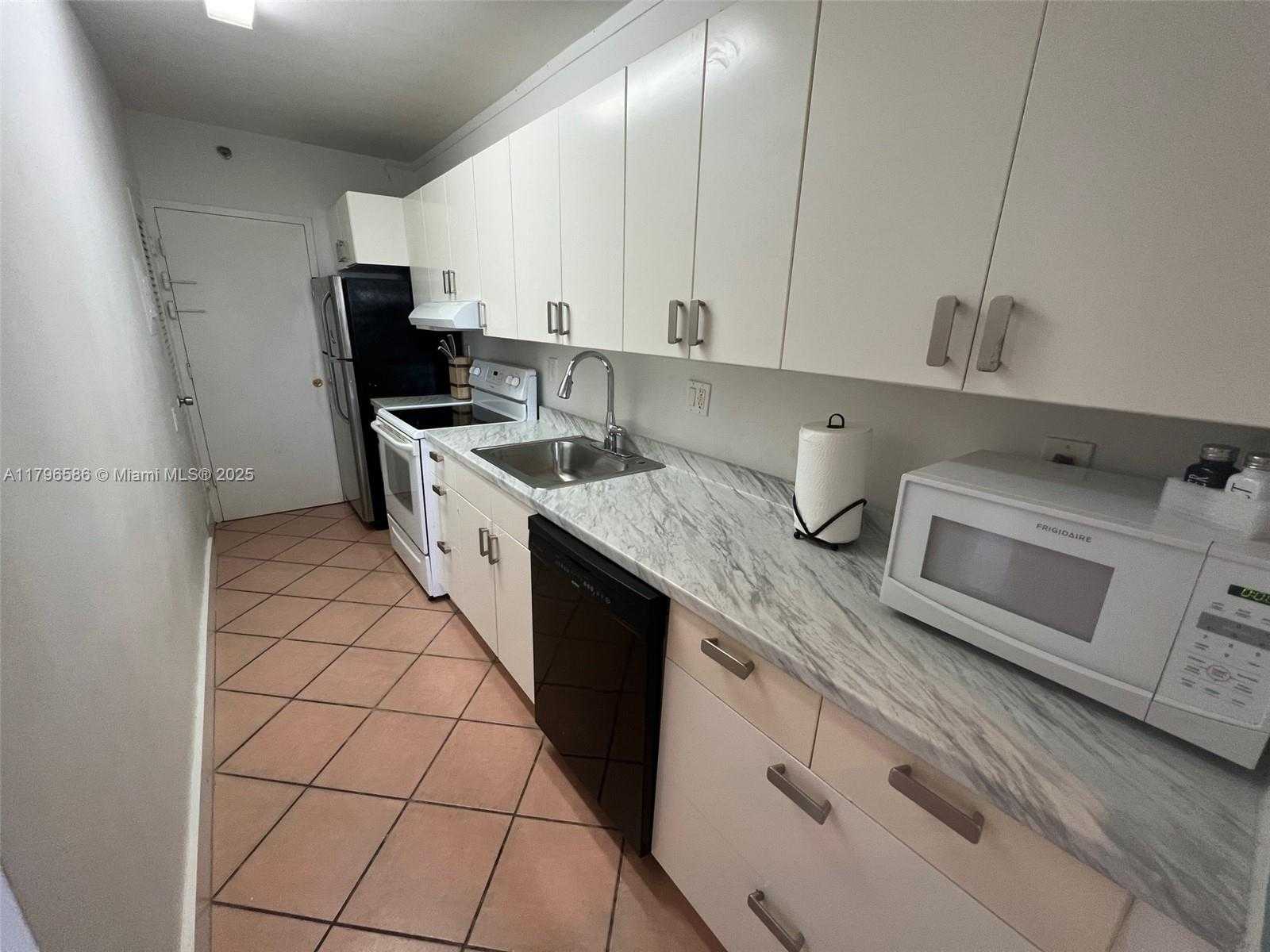 Small Image of 100 LINCOLN RD #1209, Miami Beach Number 15