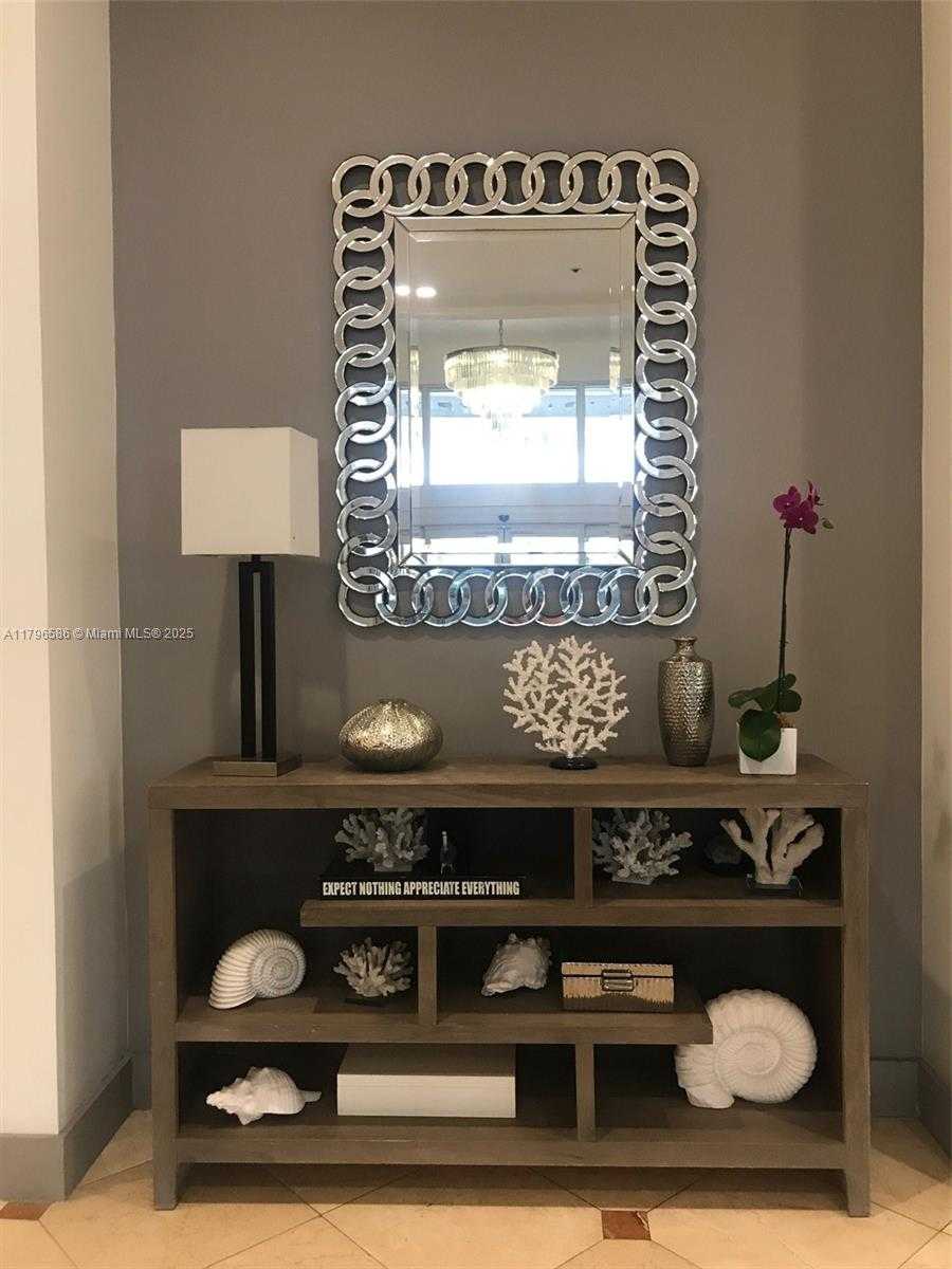 Small Image of 100 LINCOLN RD #1209, Miami Beach Number 25