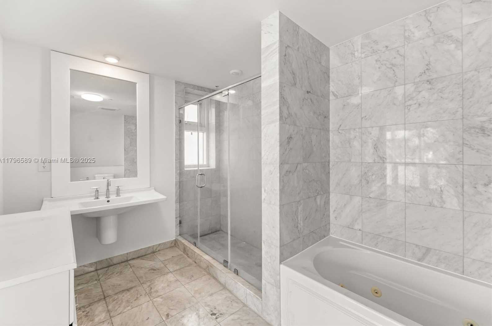 Small Image of 6580 INDIAN CREEK DR #209, Miami Beach Number 14