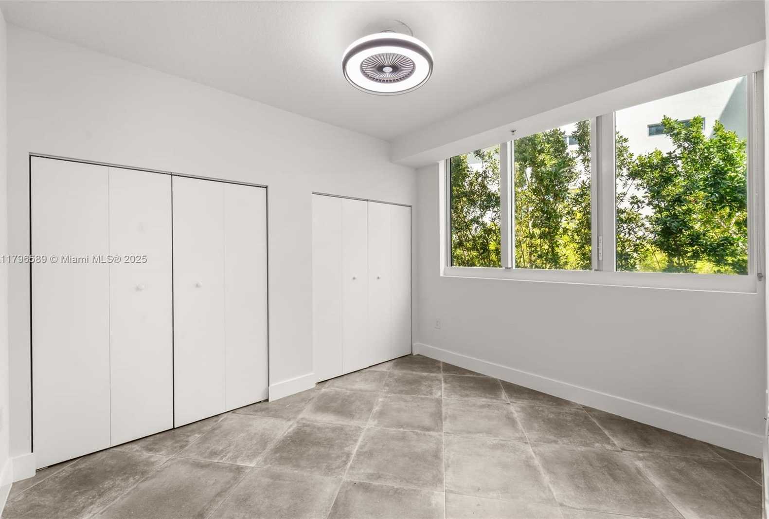 Small Image of 6580 INDIAN CREEK DR #209, Miami Beach Number 17