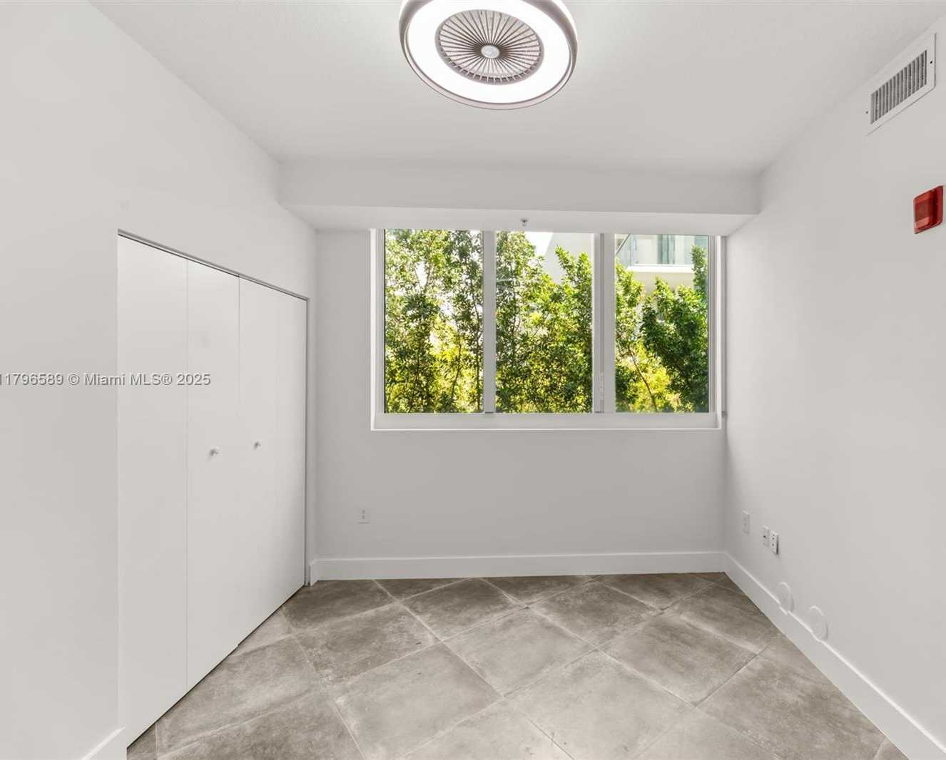 Small Image of 6580 INDIAN CREEK DR #209, Miami Beach Number 18