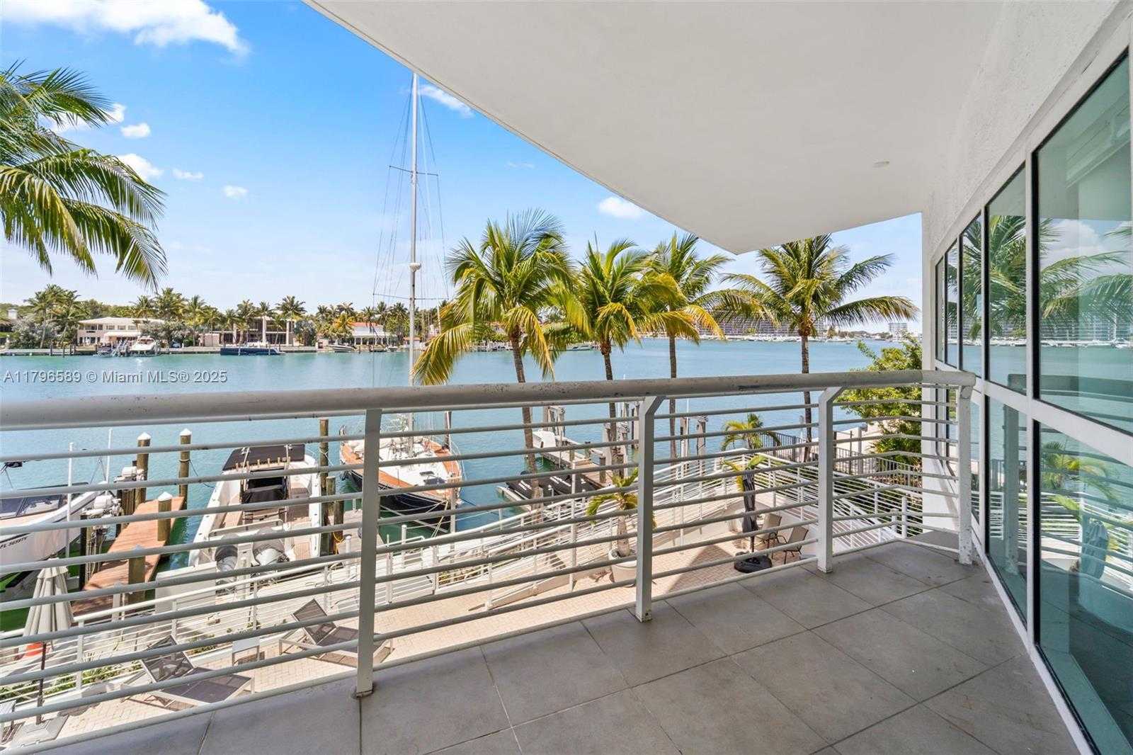 Small Image of 6580 INDIAN CREEK DR #209, Miami Beach Number 24