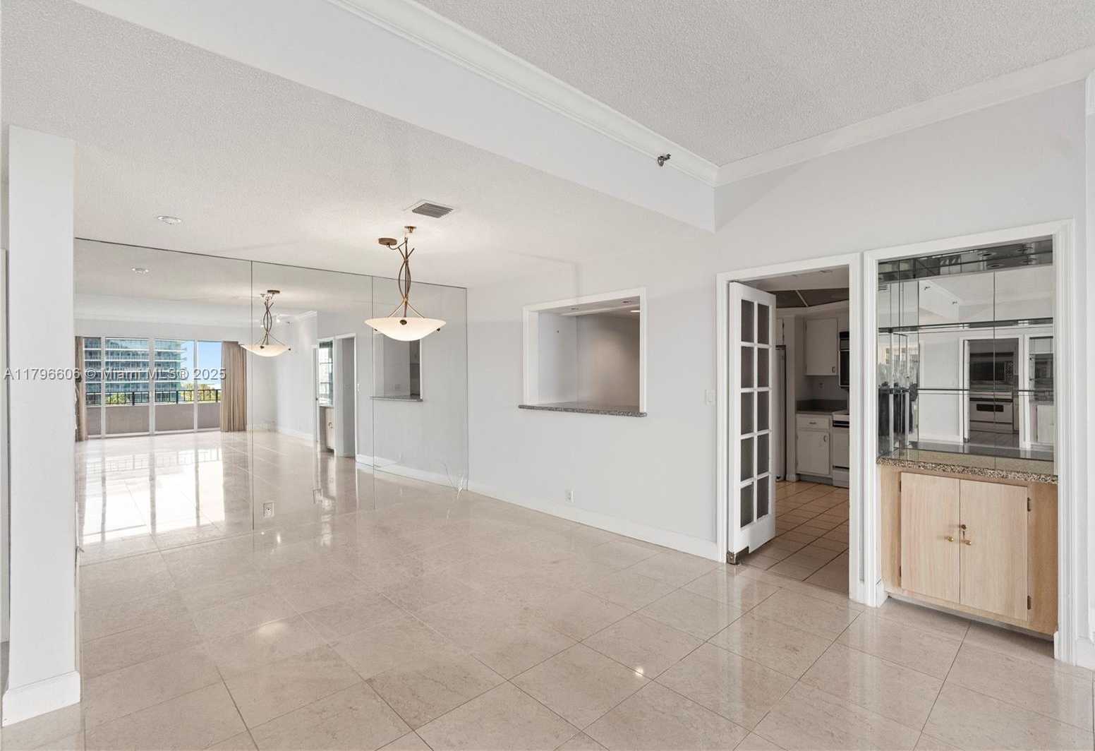 Small Image of 201 CRANDON BLVD #633, Key Biscayne Number 15