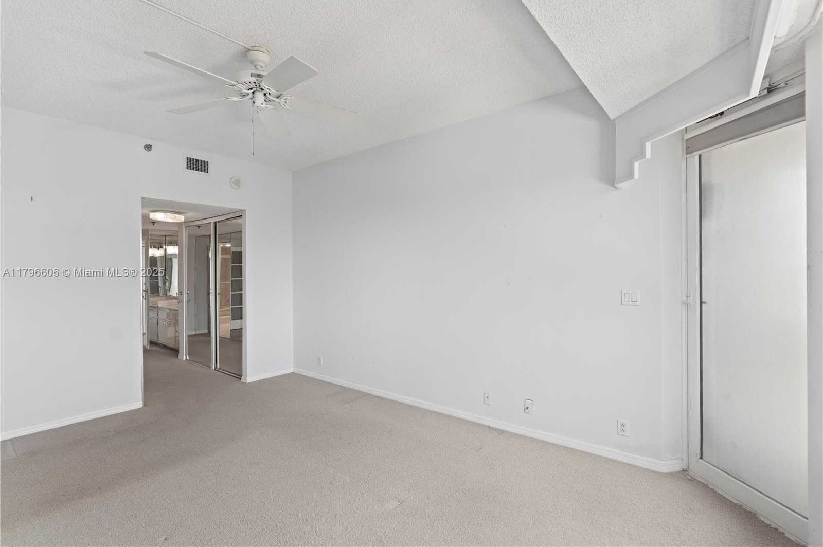 Small Image of 201 CRANDON BLVD #633, Key Biscayne Number 26