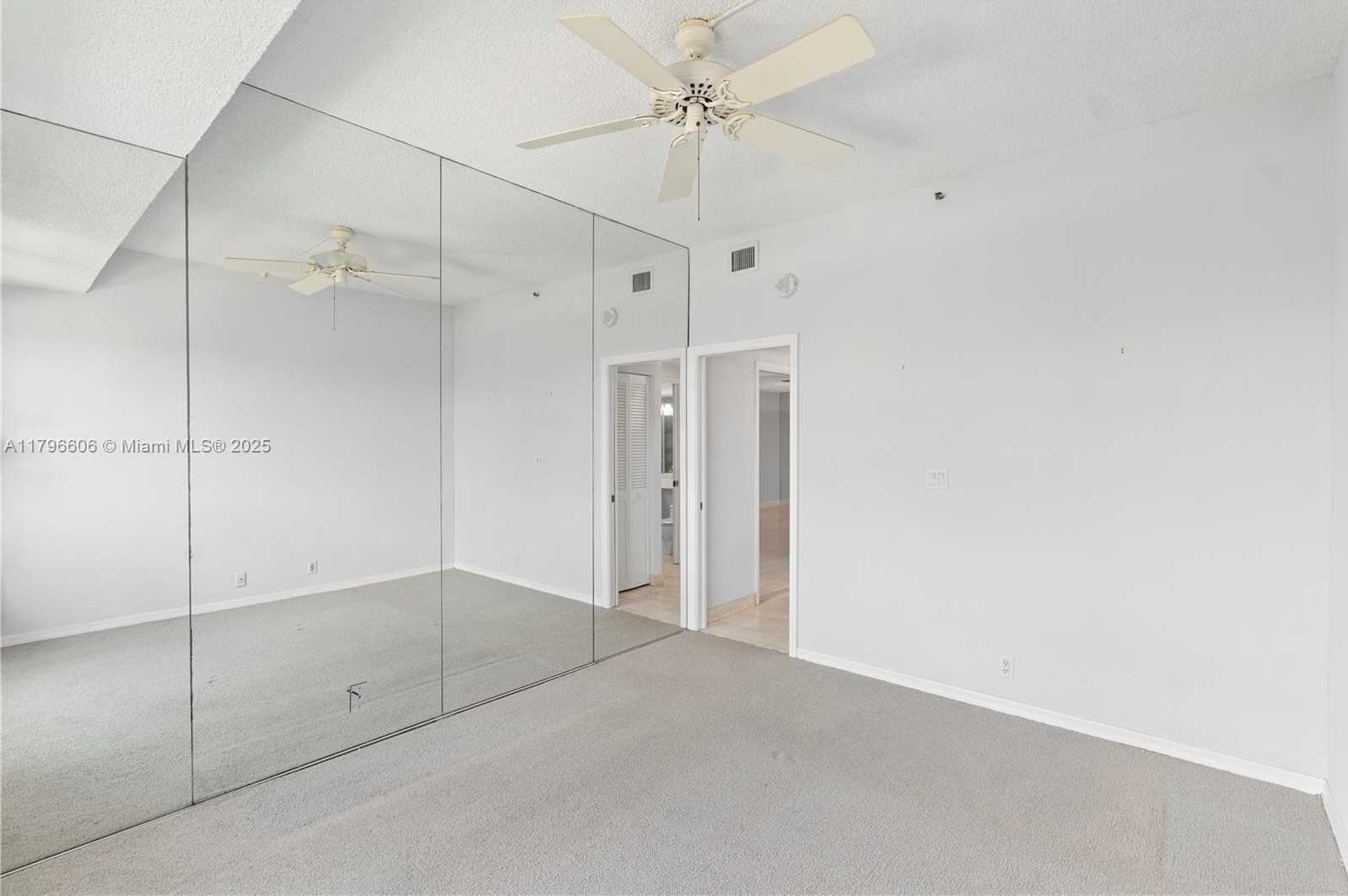 Small Image of 201 CRANDON BLVD #633, Key Biscayne Number 34