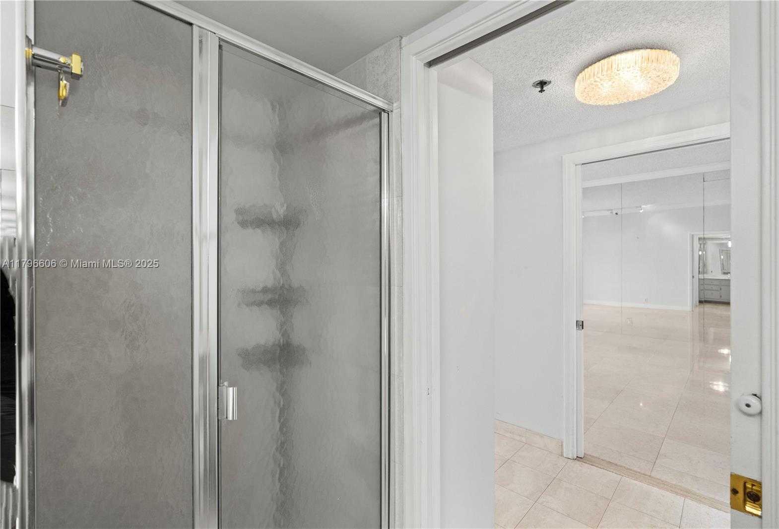 Small Image of 201 CRANDON BLVD #633, Key Biscayne Number 37