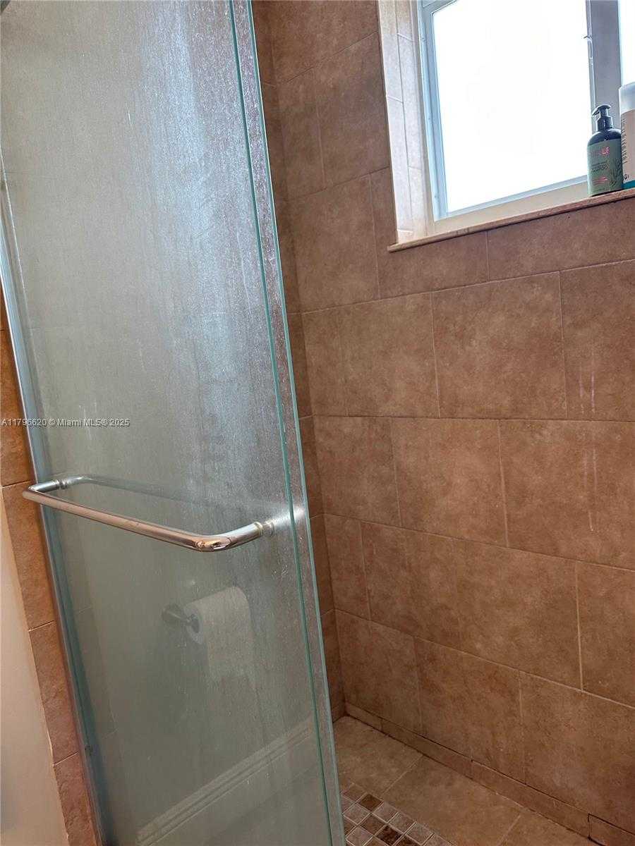 Small Image of 7701 CAMINO REAL #A-401, Miami Number 14