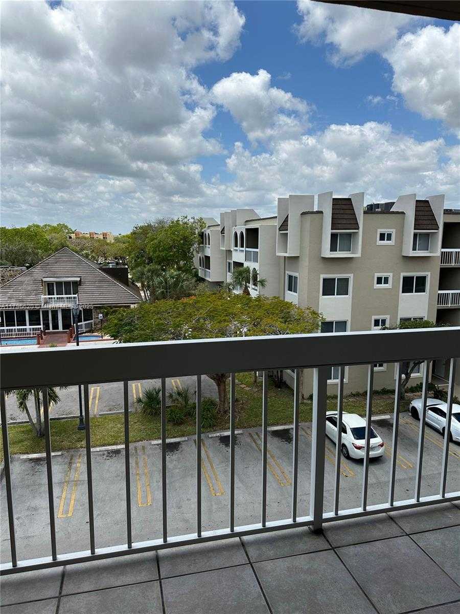 Small Image of 7701 CAMINO REAL #A-401, Miami Number 17