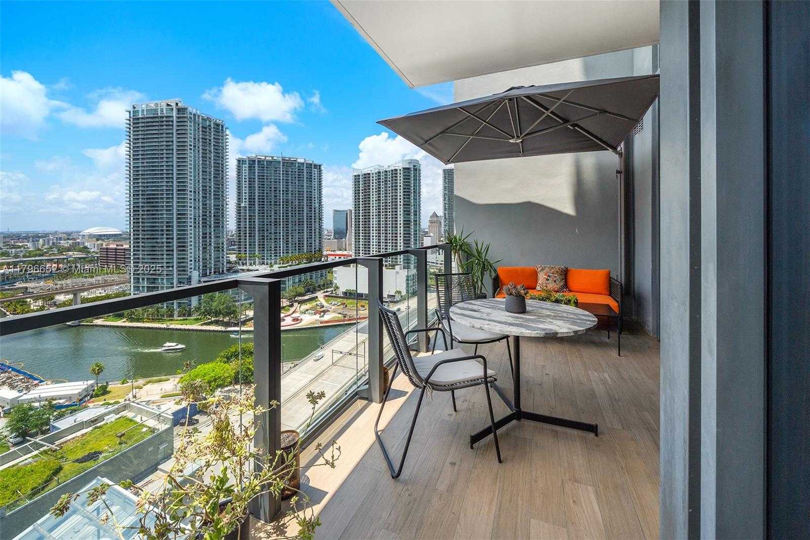 Small Image of 68 SOUTH EAST 6TH ST #1708, Miami Number 10