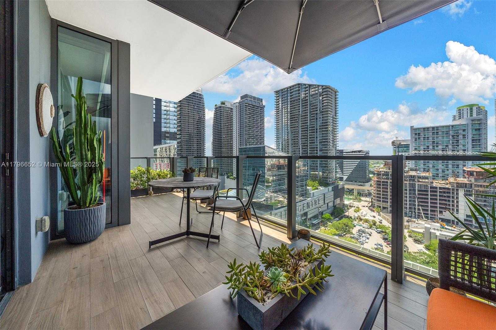 Small Image of 68 SOUTH EAST 6TH ST #1708, Miami Number 11