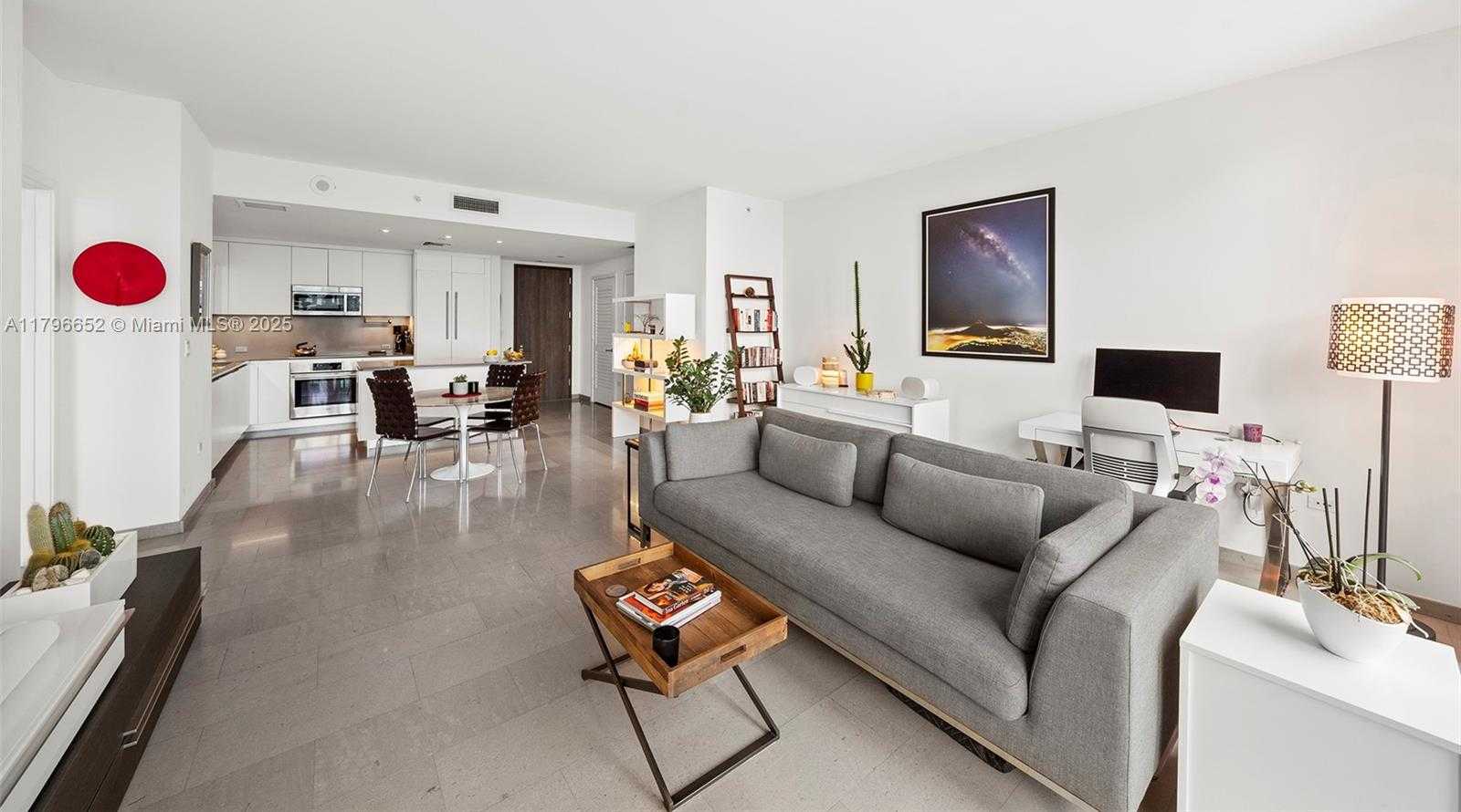 Small Image of 68 SOUTH EAST 6TH ST #1708, Miami Number 20