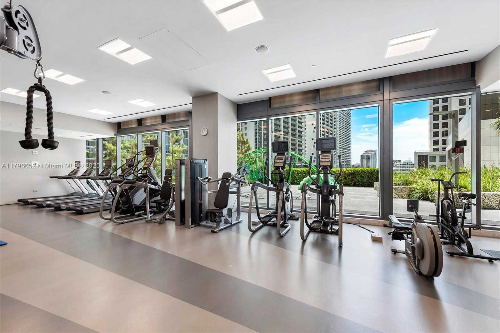 Small Image of 68 SOUTH EAST 6TH ST #1708, Miami Number 49