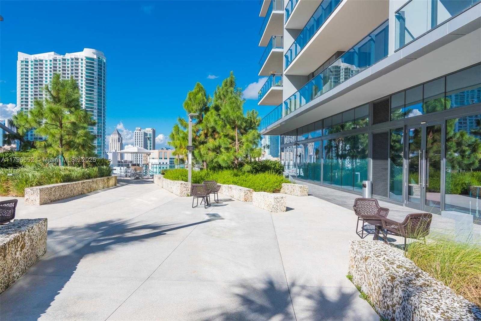 Small Image of 68 SOUTH EAST 6TH ST #1708, Miami Number 60