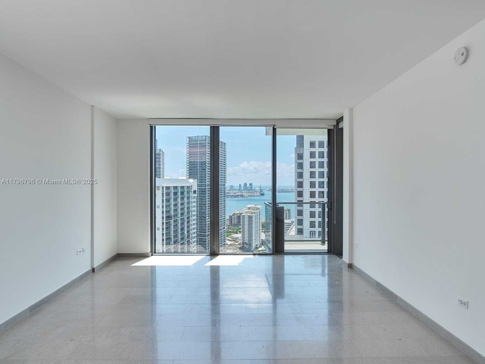 Small Image of 68 SOUTH EAST 6TH ST #3705, Miami Number 12
