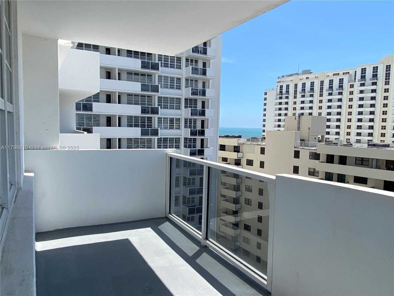 Small Image of 100 LINCOLN RD #1111, Miami Beach Number 15
