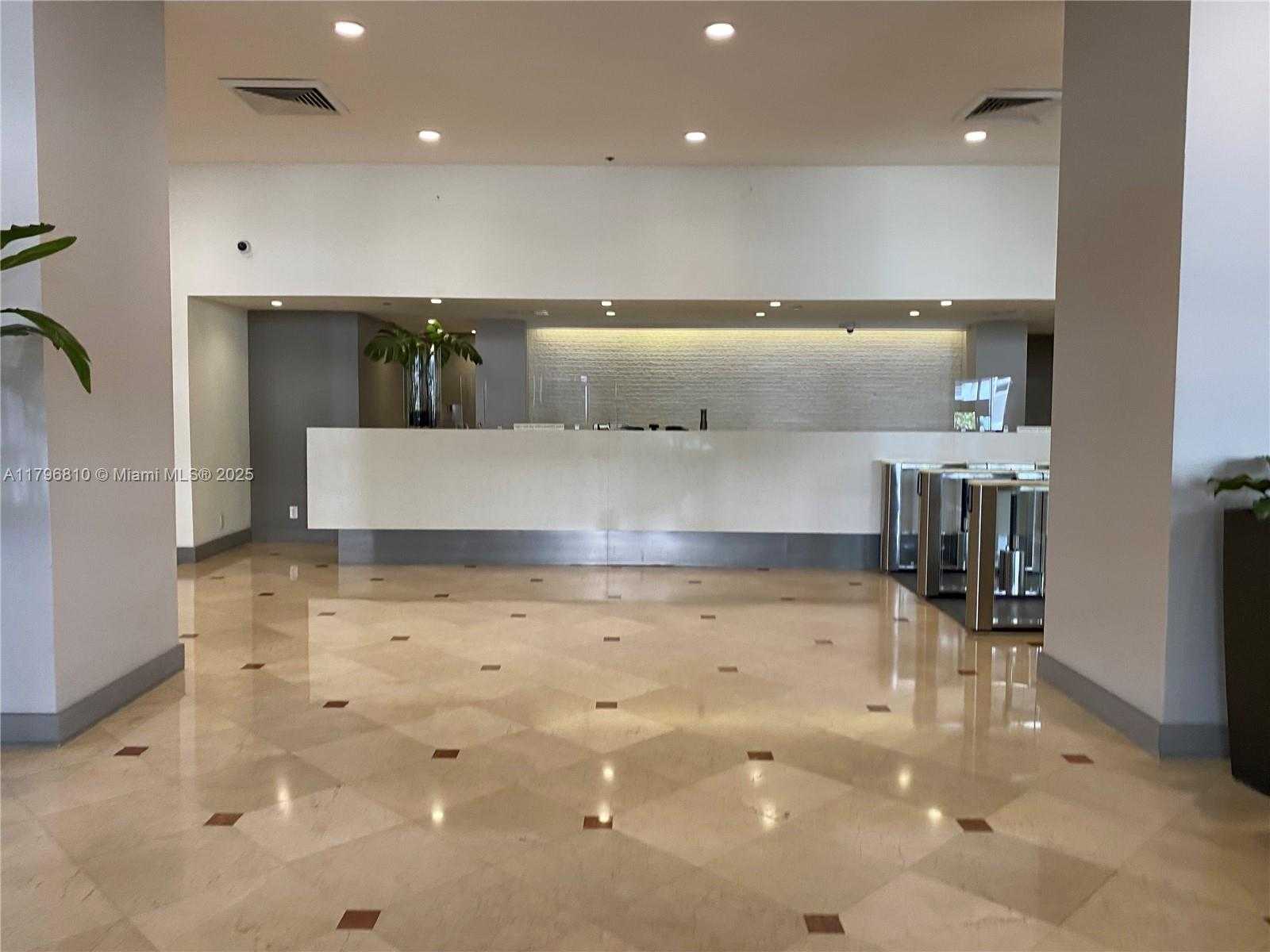 Small Image of 100 LINCOLN RD #1111, Miami Beach Number 8