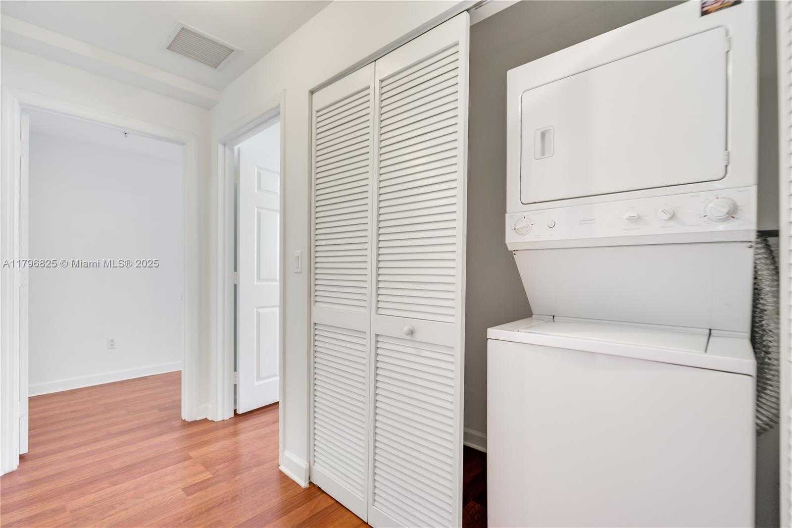 Small Image of 8395 SOUTH WEST 73RD AVE #425, Miami Number 12