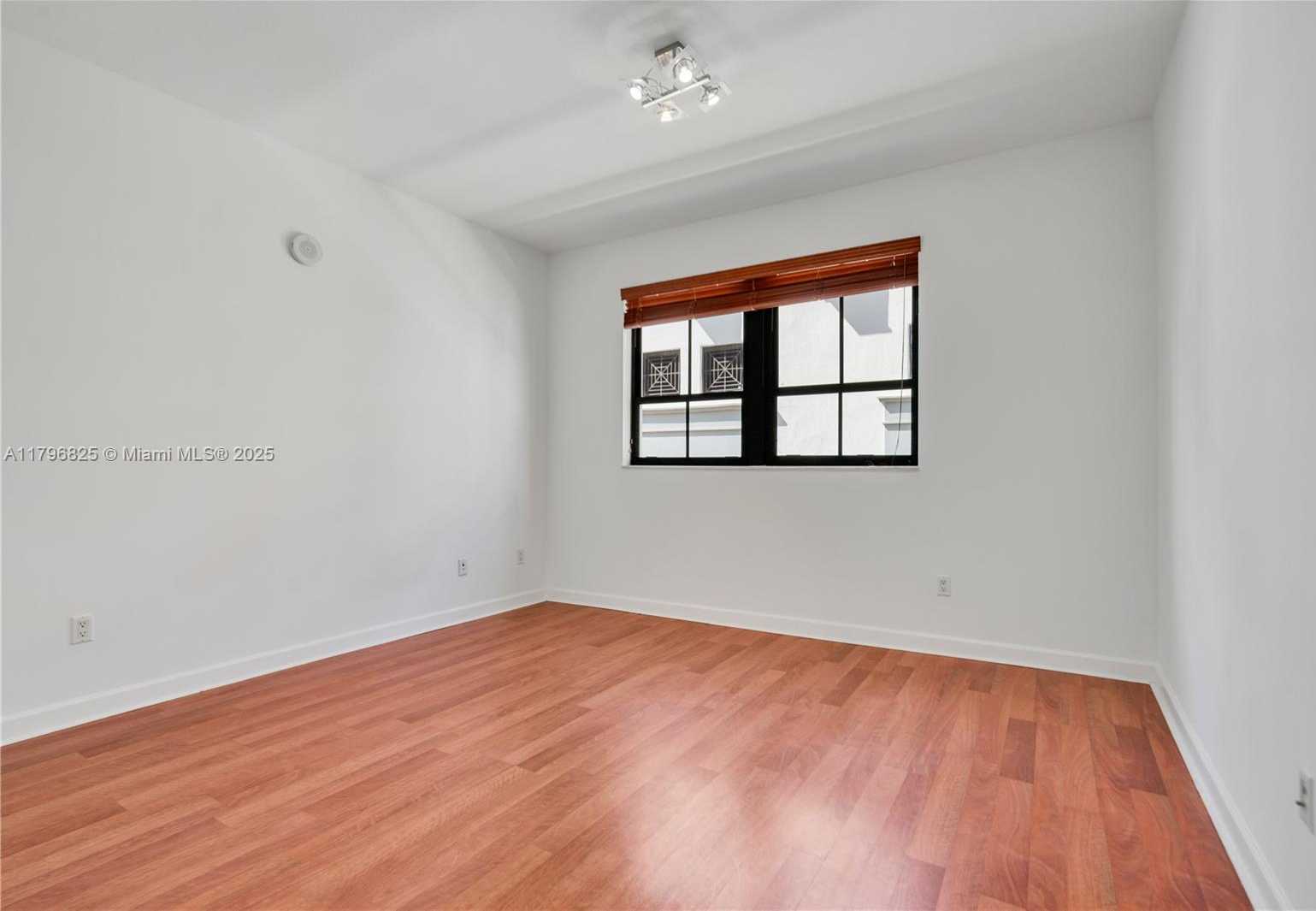 Small Image of 8395 SOUTH WEST 73RD AVE #425, Miami Number 17