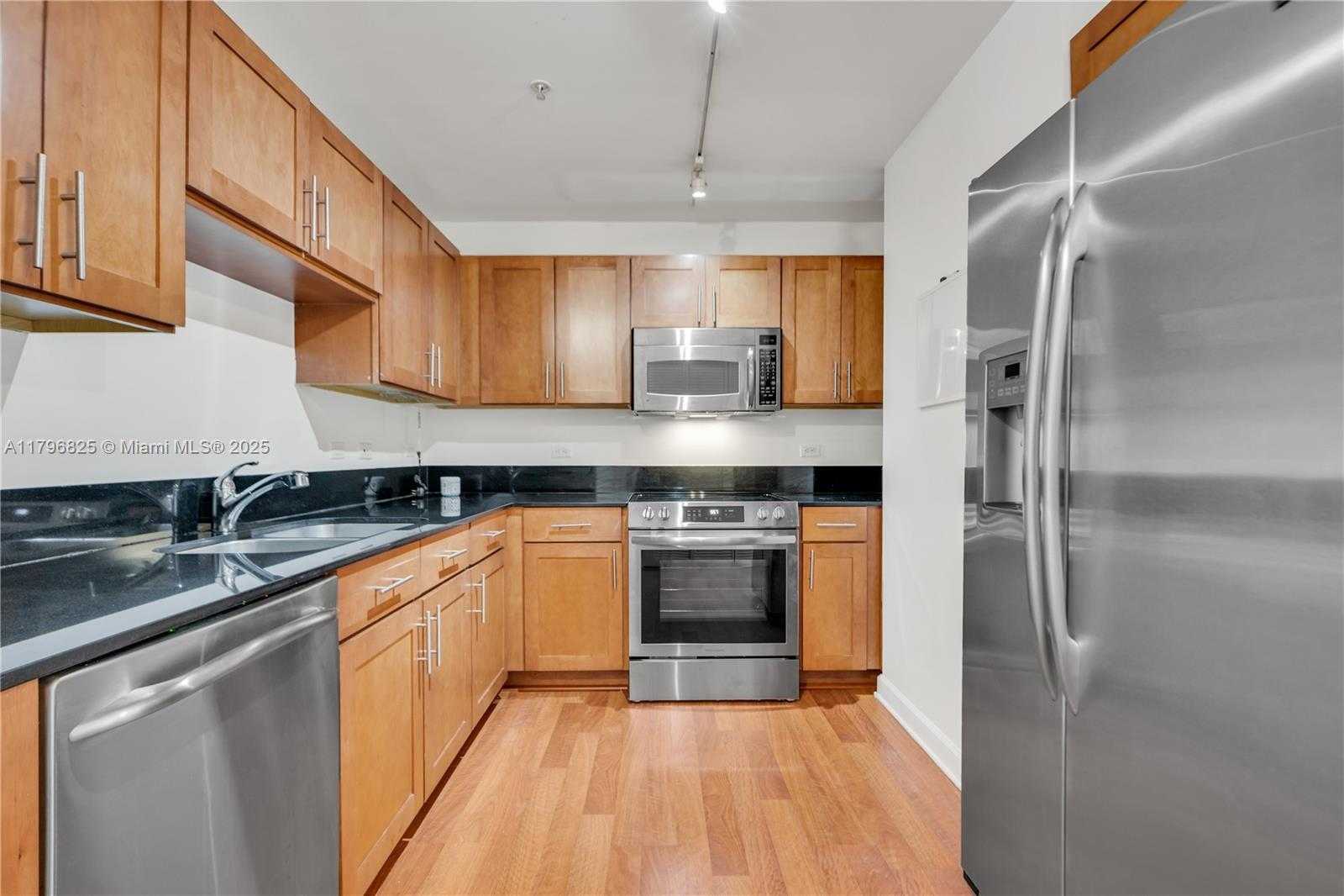 Small Image of 8395 SOUTH WEST 73RD AVE #425, Miami Number 4