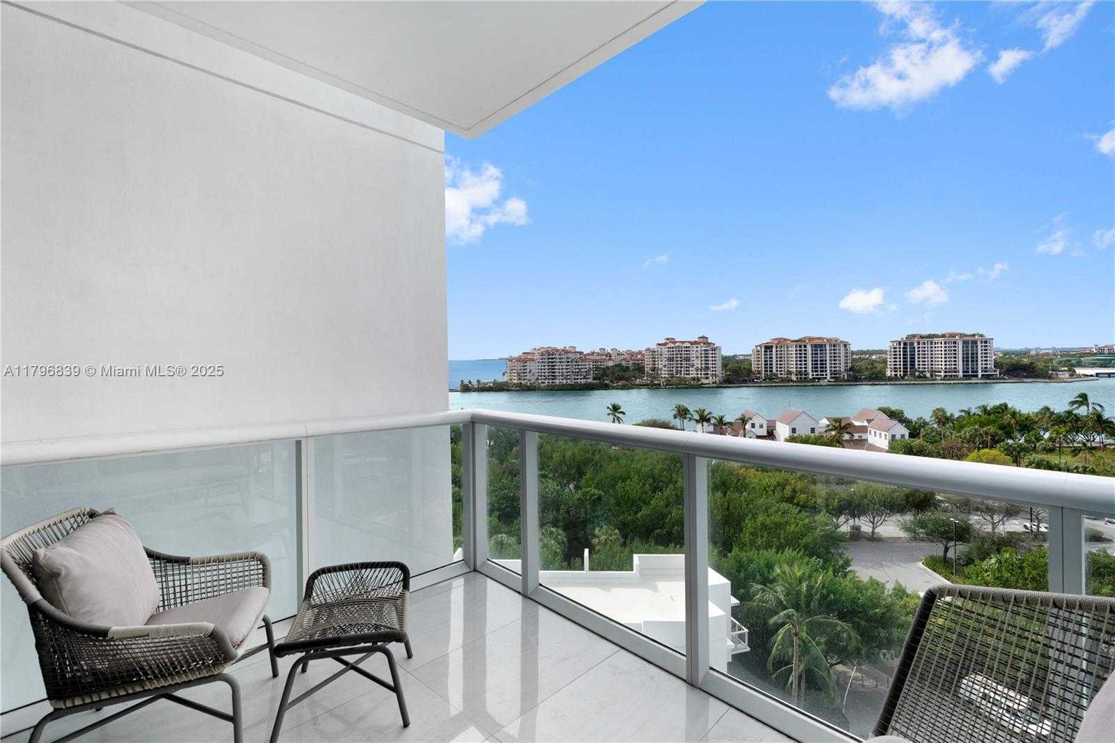 Small Image of 100 SOUTH POINTE DRIVE #903, Miami Beach Number 13