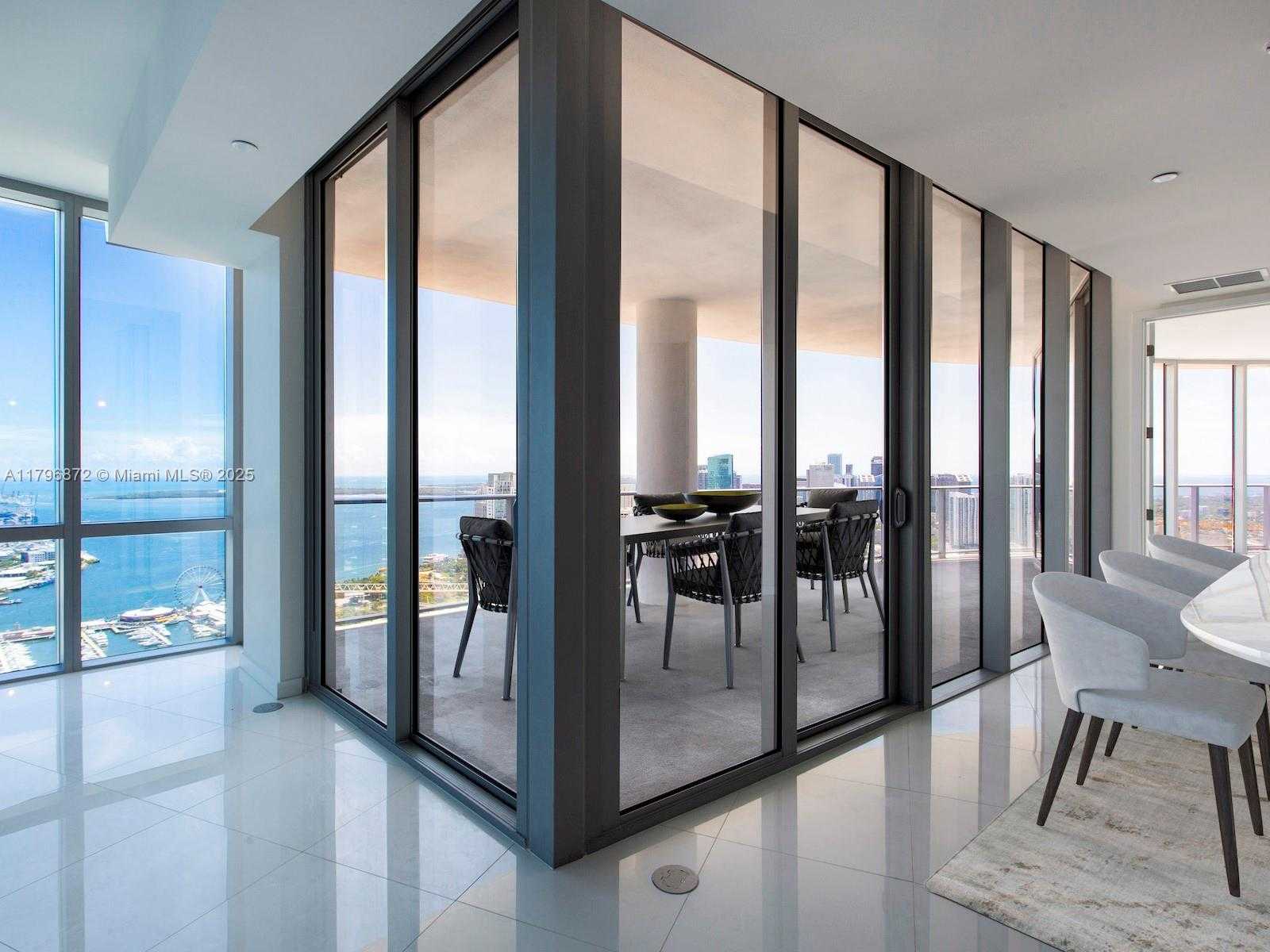 Small Image of 851 NORTH EAST 1ST AVE #PH5011, Miami Number 12
