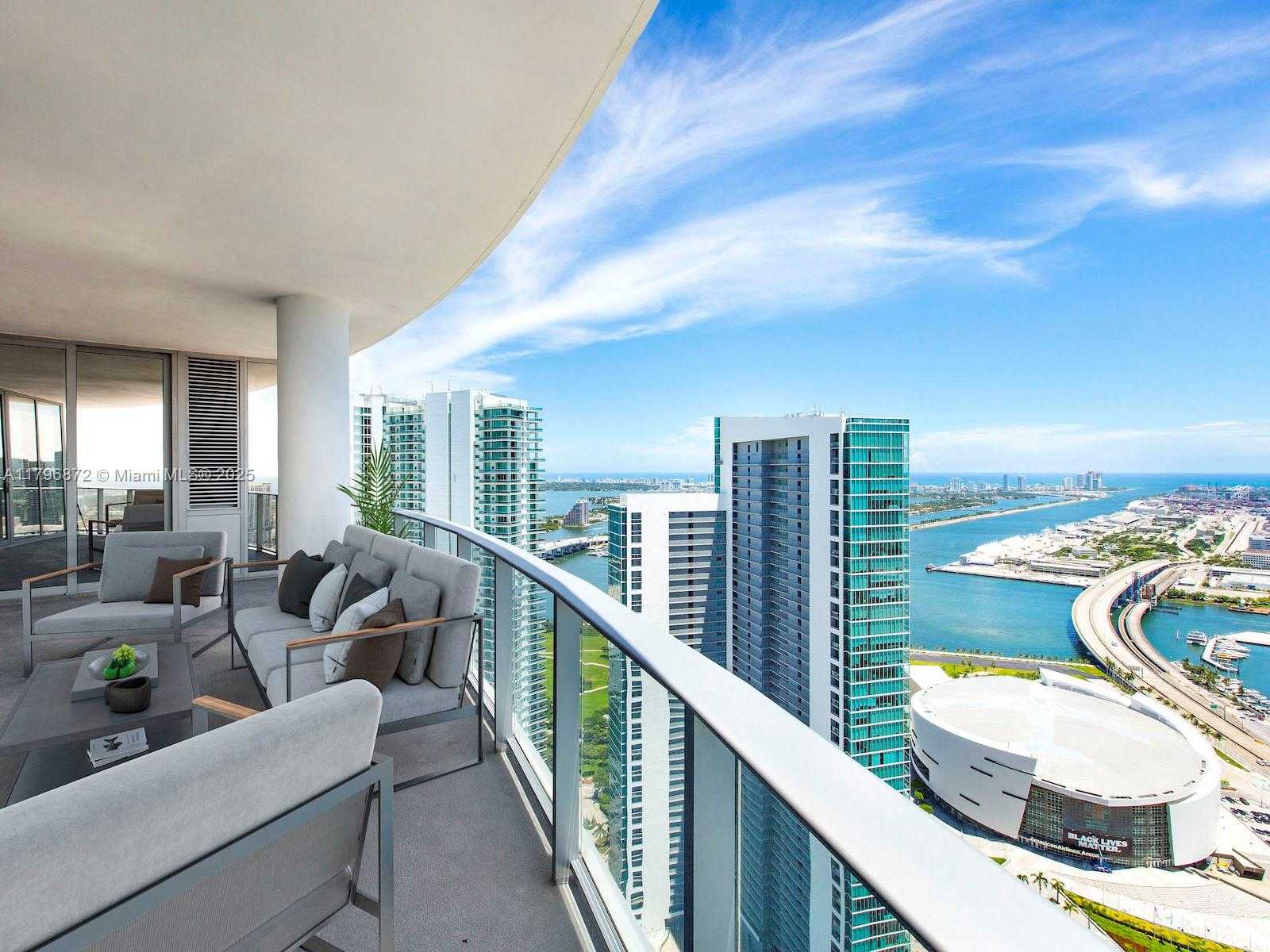 Small Image of 851 NORTH EAST 1ST AVE #PH5011, Miami Number 14
