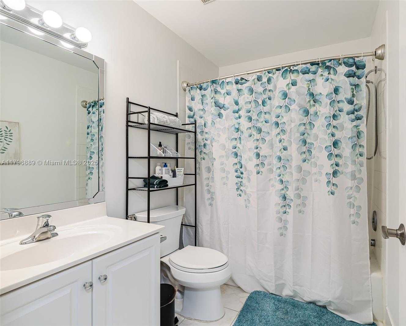 Small Image of 1110 CANELLA LN, Hollywood Number 14