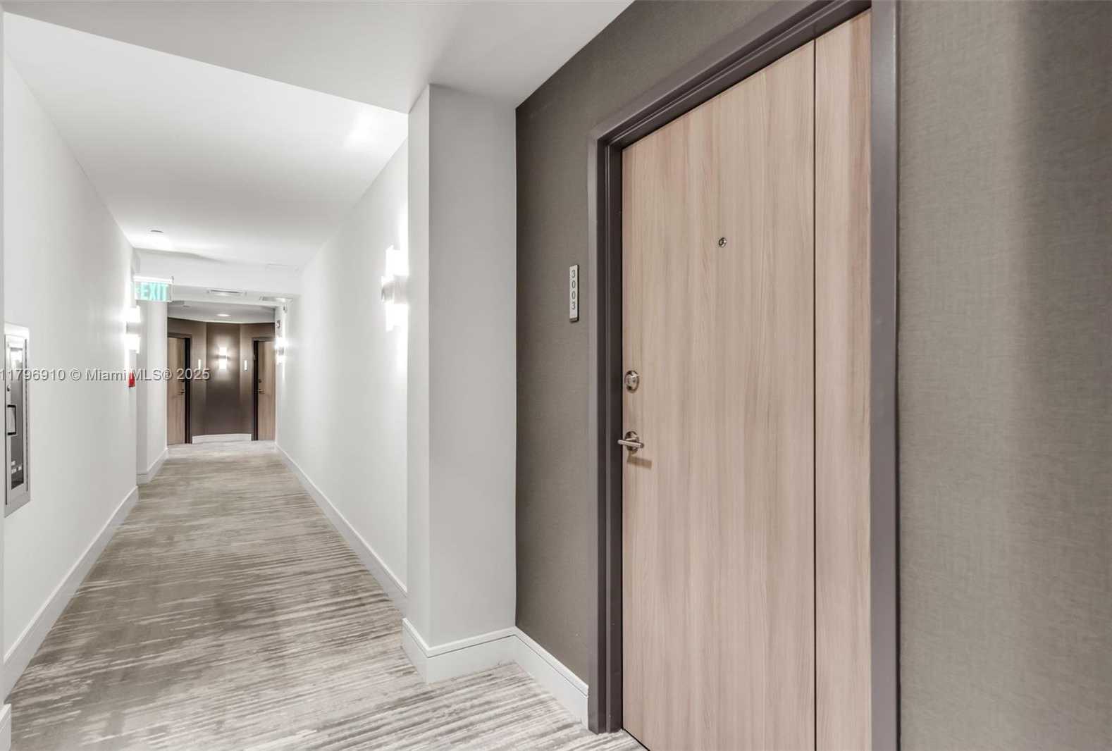 Small Image of 1330 WEST AVE #3003, Miami Beach Number 23