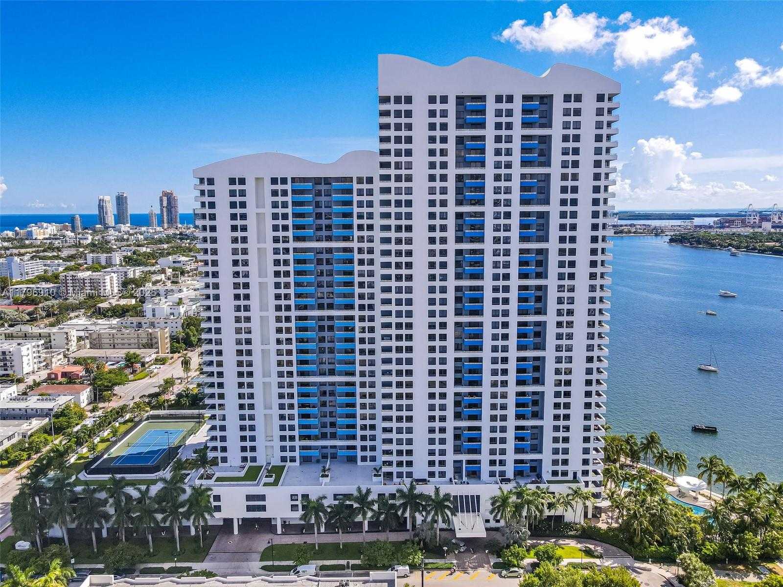 Small Image of 1330 WEST AVE #3003, Miami Beach Number 24