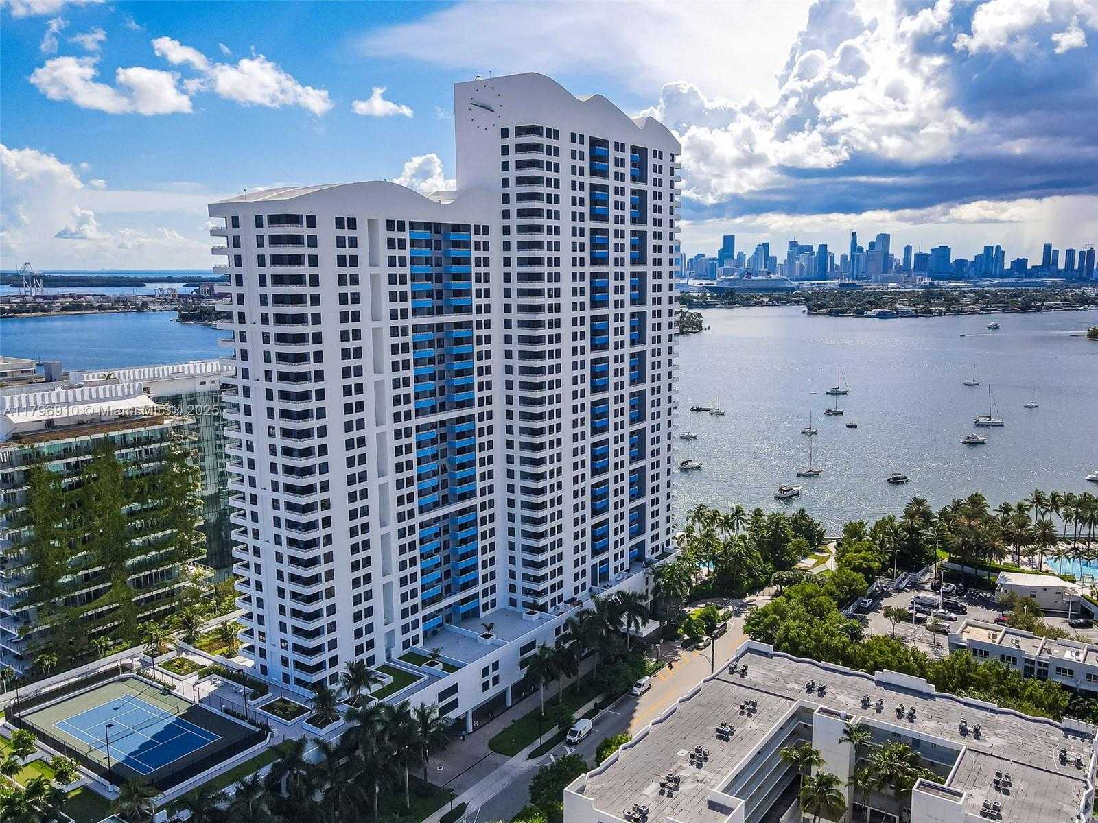 Small Image of 1330 WEST AVE #3003, Miami Beach Number 25