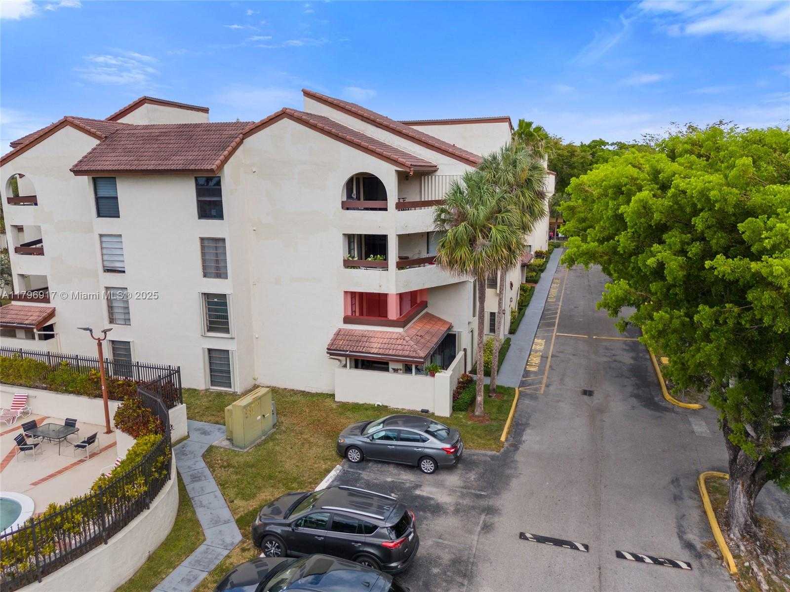 Small Image of 9040 SOUTH WEST 125TH AVE #D202, Miami Number 21