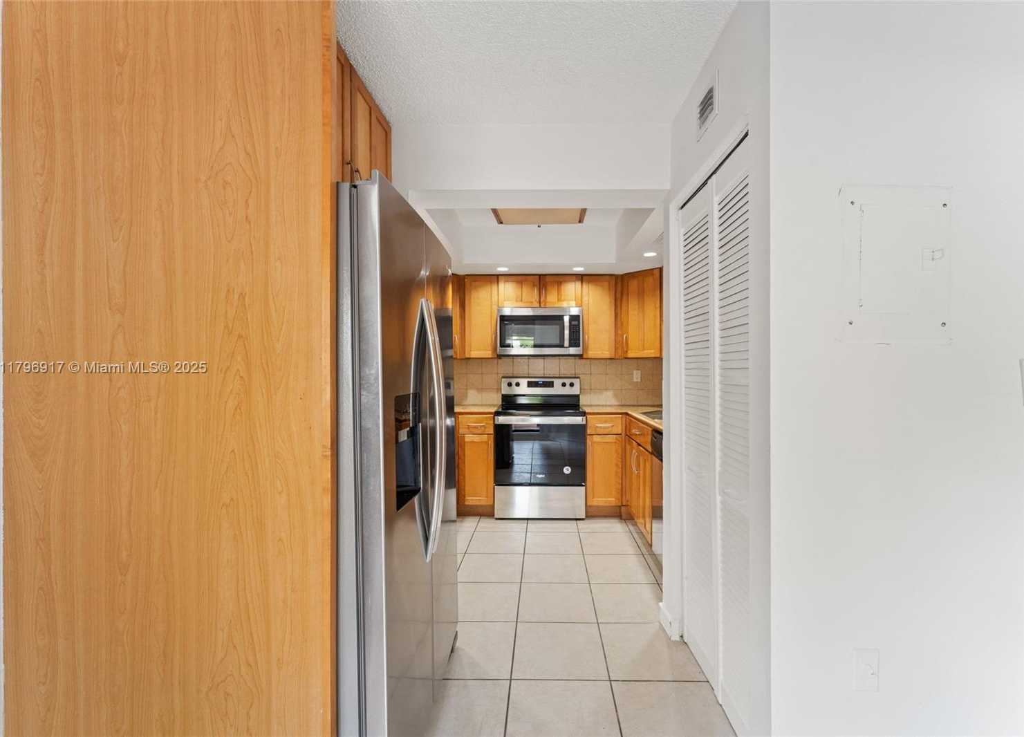 Small Image of 9040 SOUTH WEST 125TH AVE #D202, Miami Number 4