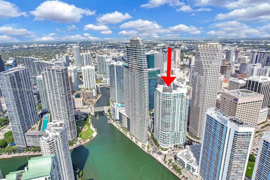 Small Image of 300 SOUTH BISCAYNE BLVD #L-1232, Miami Number 19