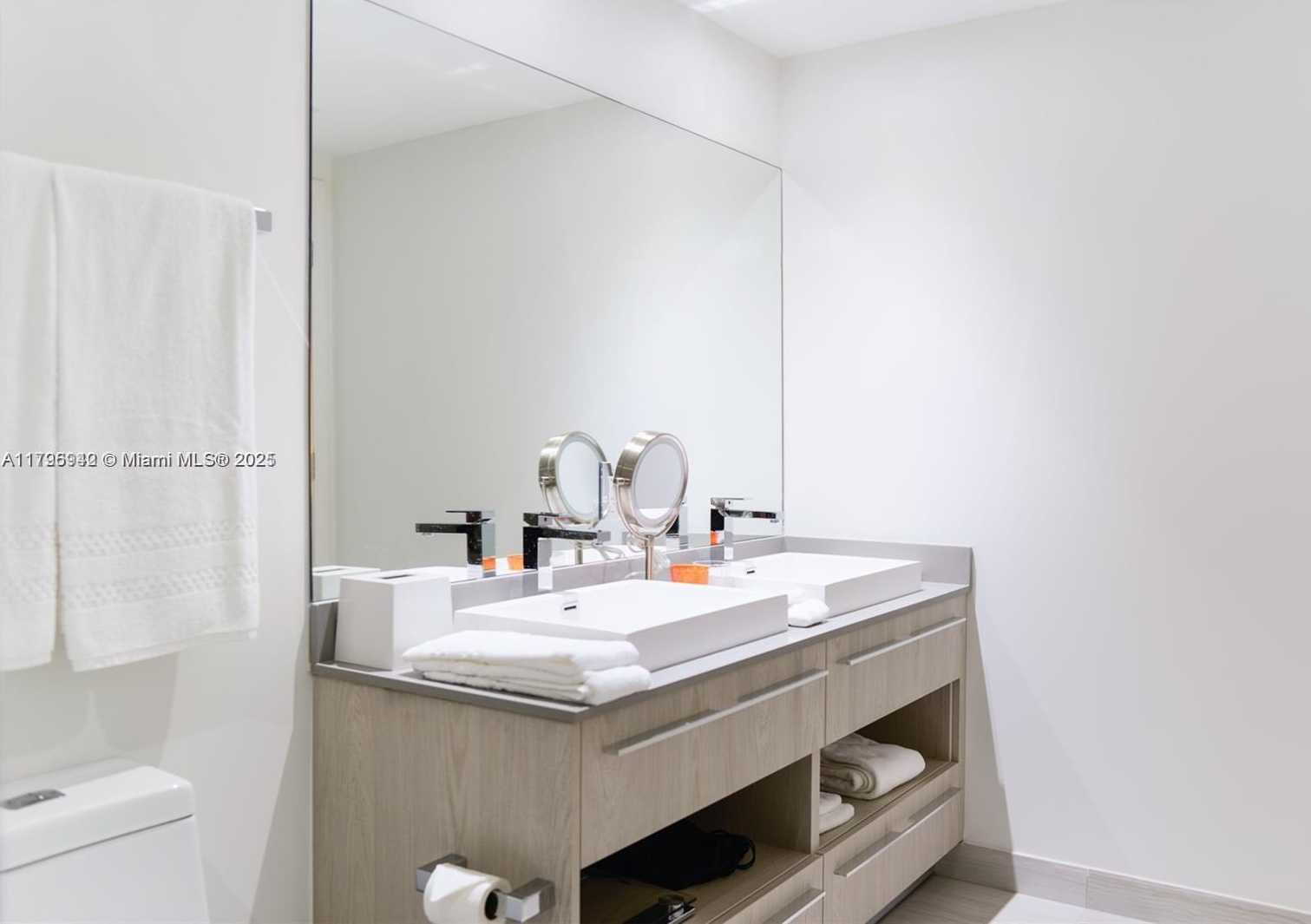 Small Image of 4010 SOUTH OCEAN DR #R1606, Hollywood Number 14