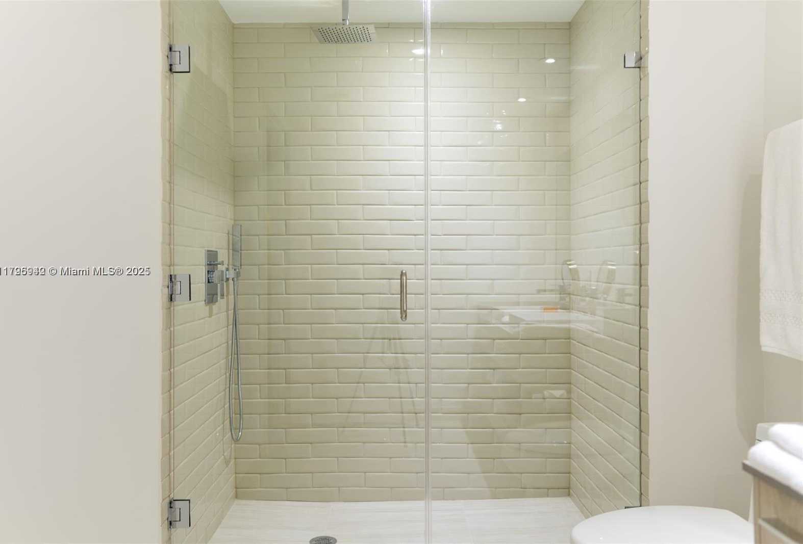 Small Image of 4010 SOUTH OCEAN DR #R1606, Hollywood Number 15